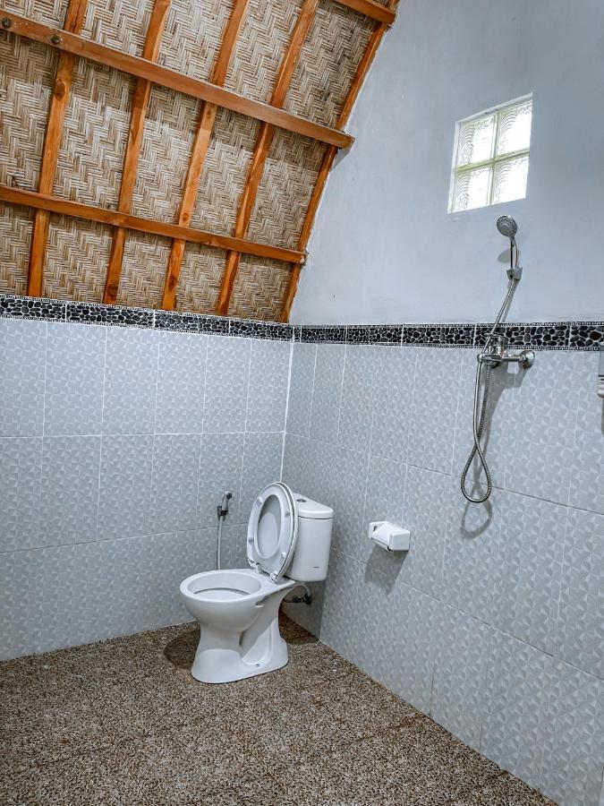 Mertha Sari Resto & Bungalow Klungkung Esterno foto